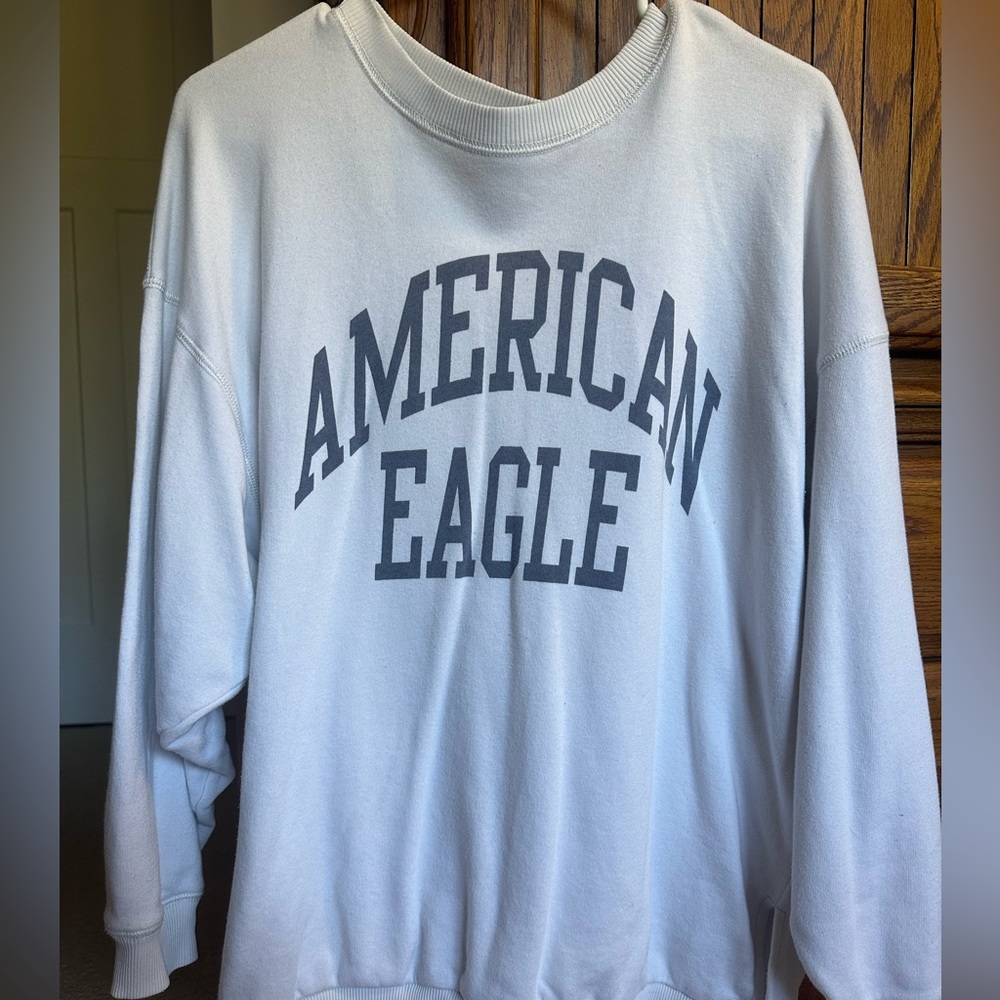 American eagle crewneck